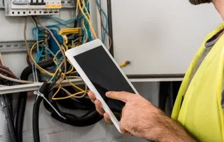 Service Engineer Binnen -en Buitendienst